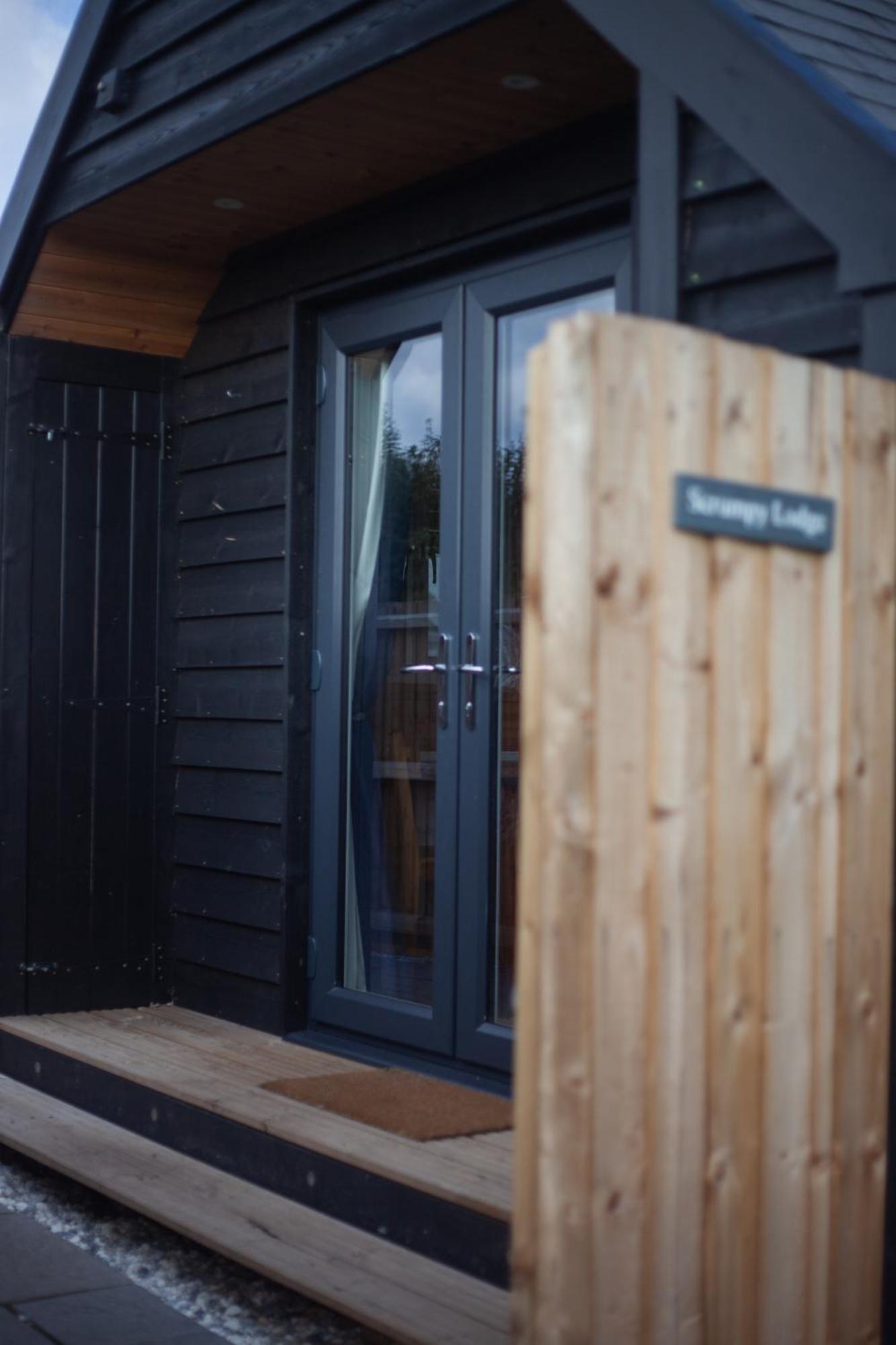 Wildflower Meadow Cabins Whitington Eksteriør bilde